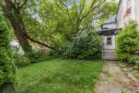 62 Warren Street Rockland ME 04841