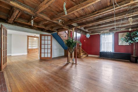 62 Warren Street Rockland ME 04841