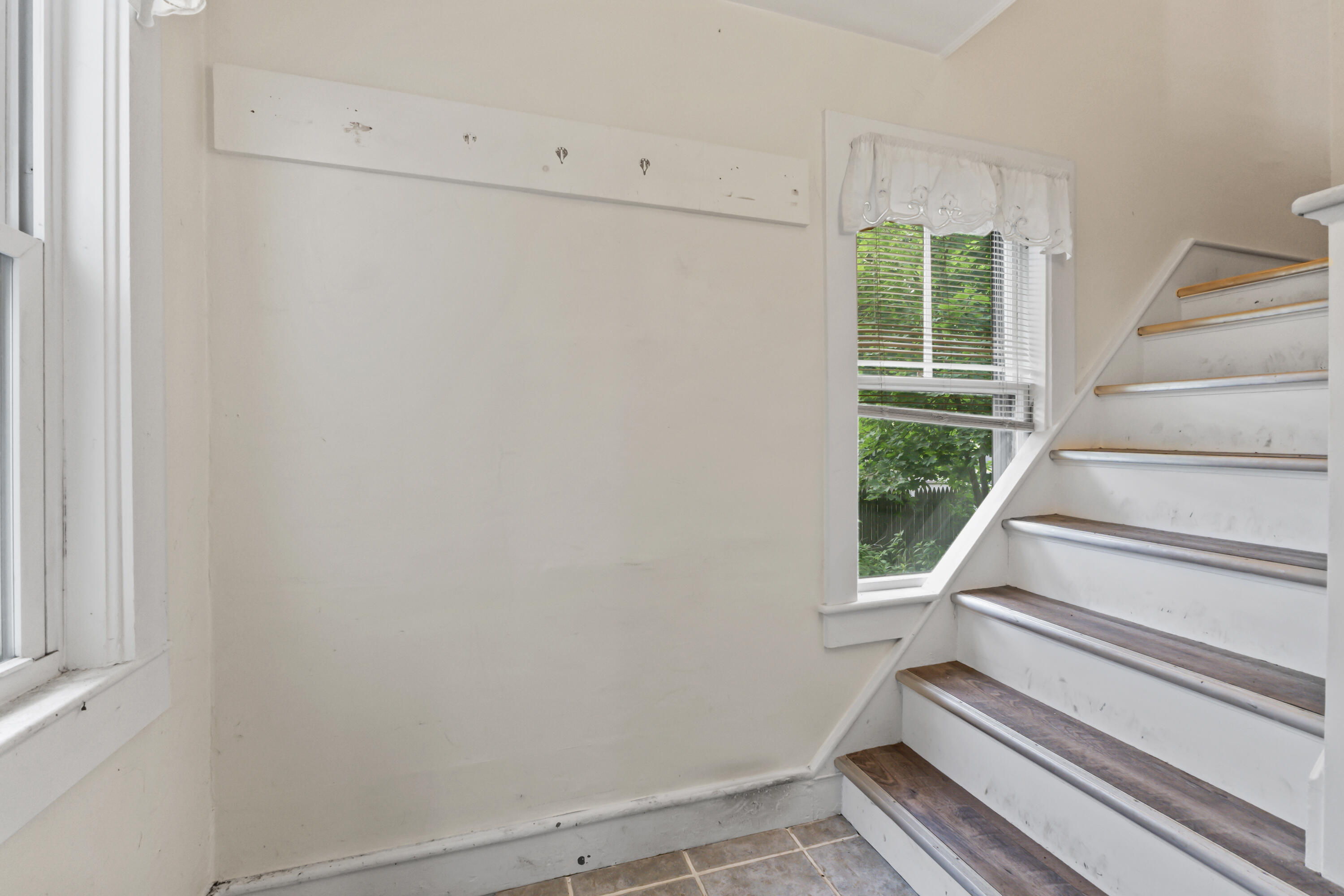 62 Warren Street Rockland ME 04841