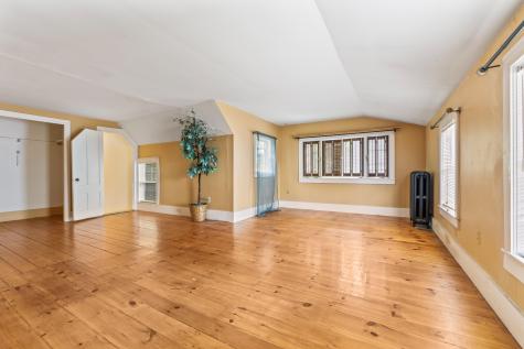 62 Warren Street Rockland ME 04841