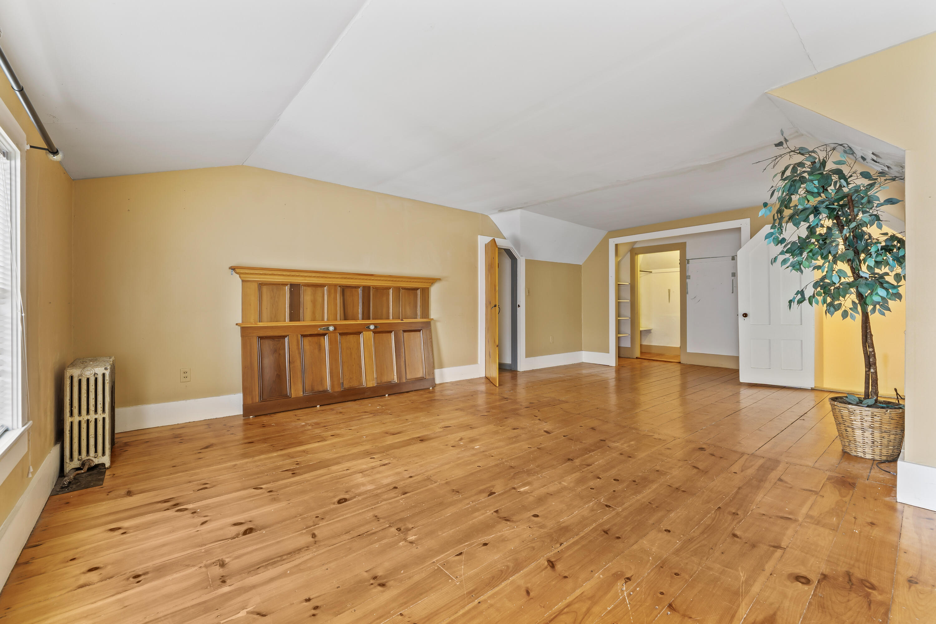 62 Warren Street Rockland ME 04841