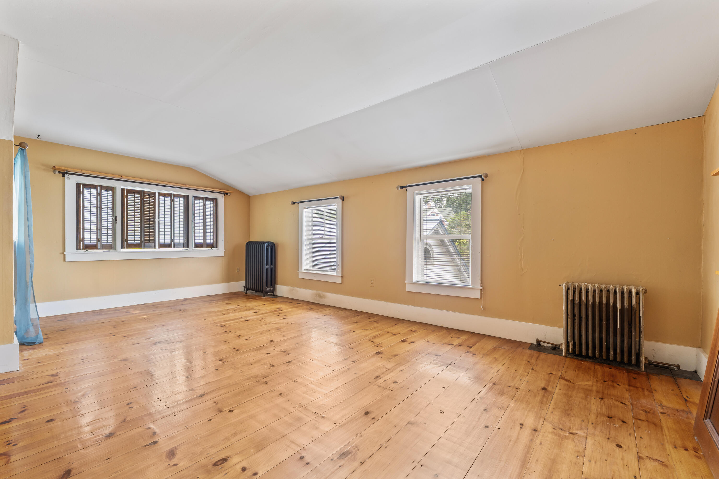 62 Warren Street Rockland ME 04841