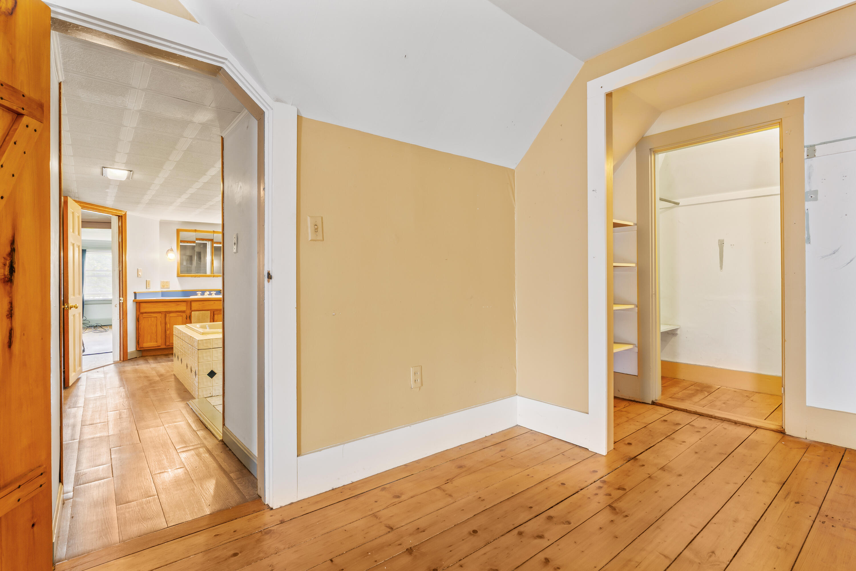 62 Warren Street Rockland ME 04841