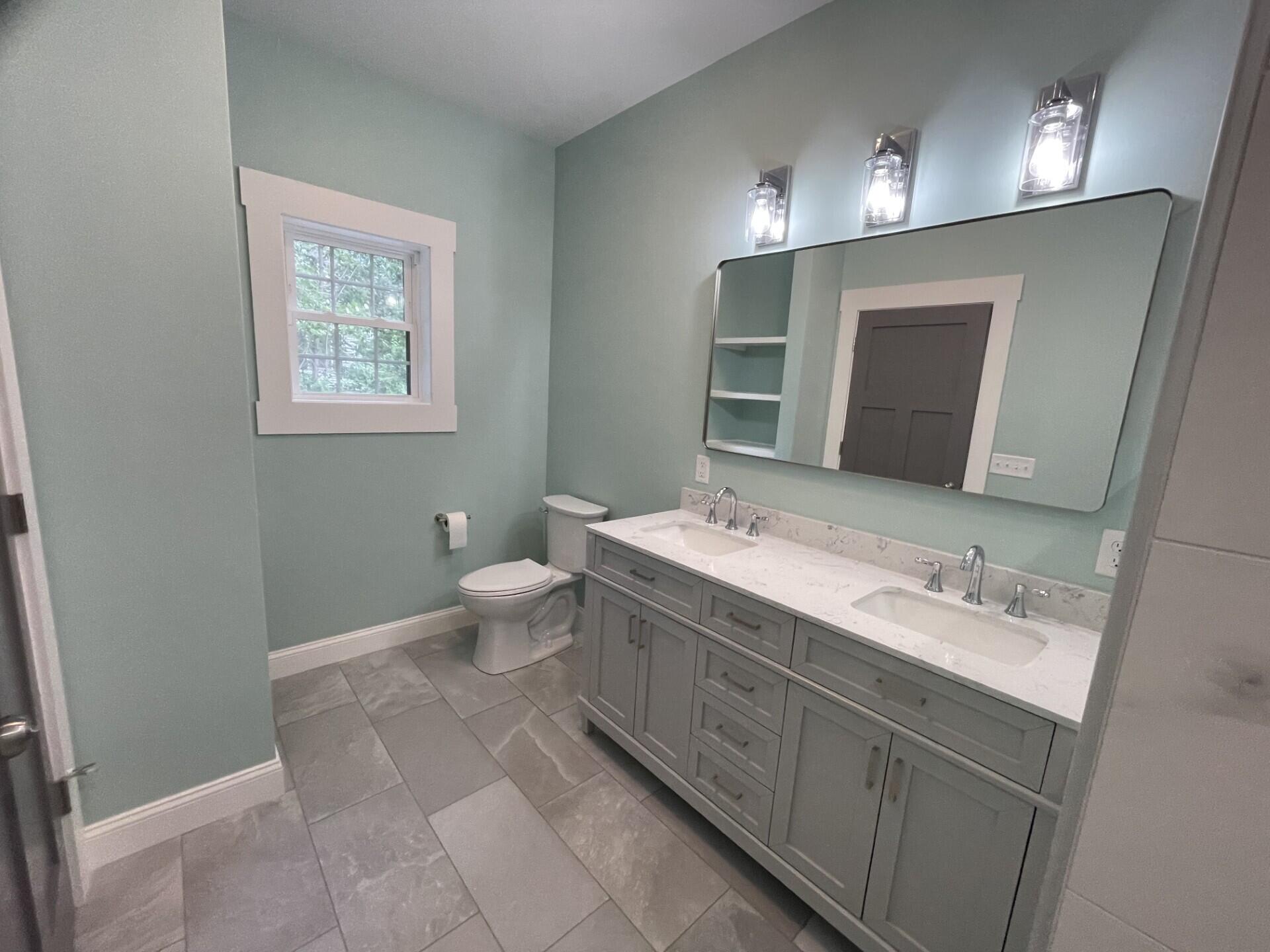 8 Peck Drive Newport ME 04953