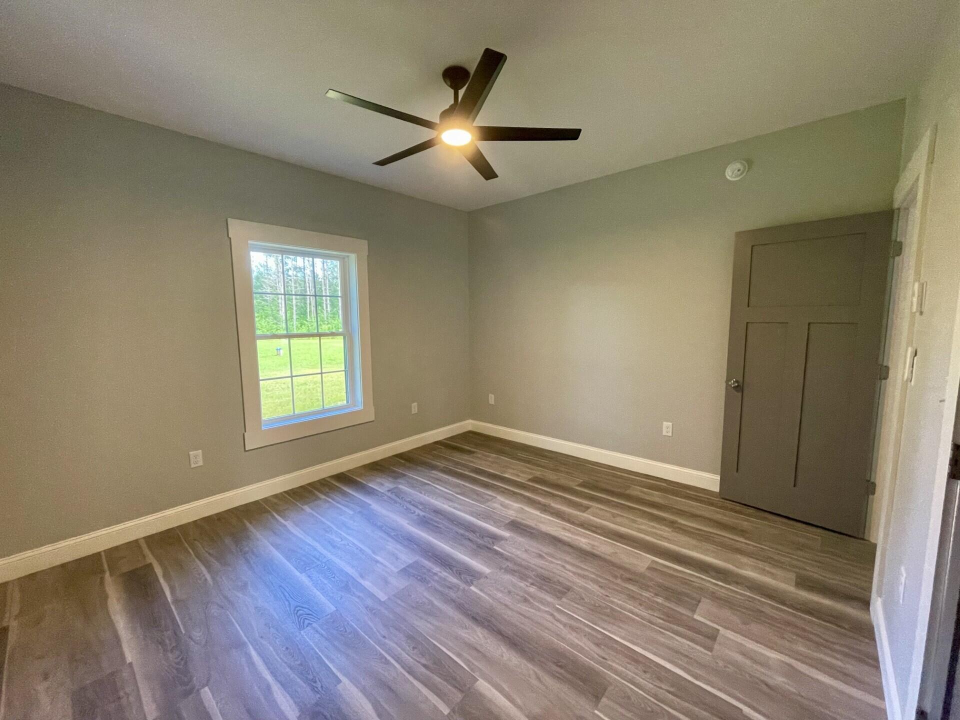 8 Peck Drive Newport ME 04953