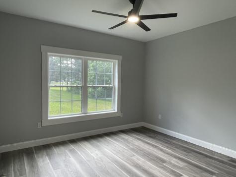 8 Peck Drive Newport ME 04953