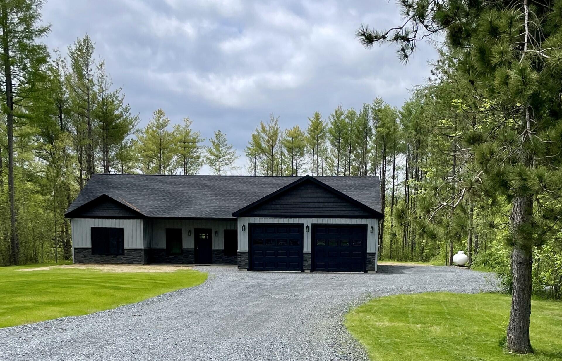 8 Peck Drive Newport ME 04953