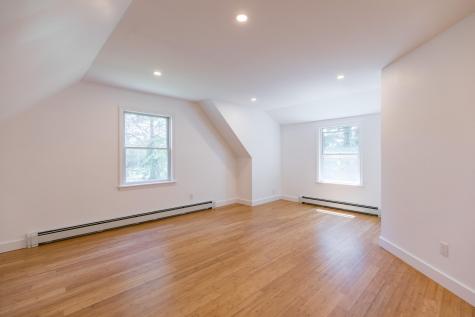 70 Depot Road Falmouth ME 04105