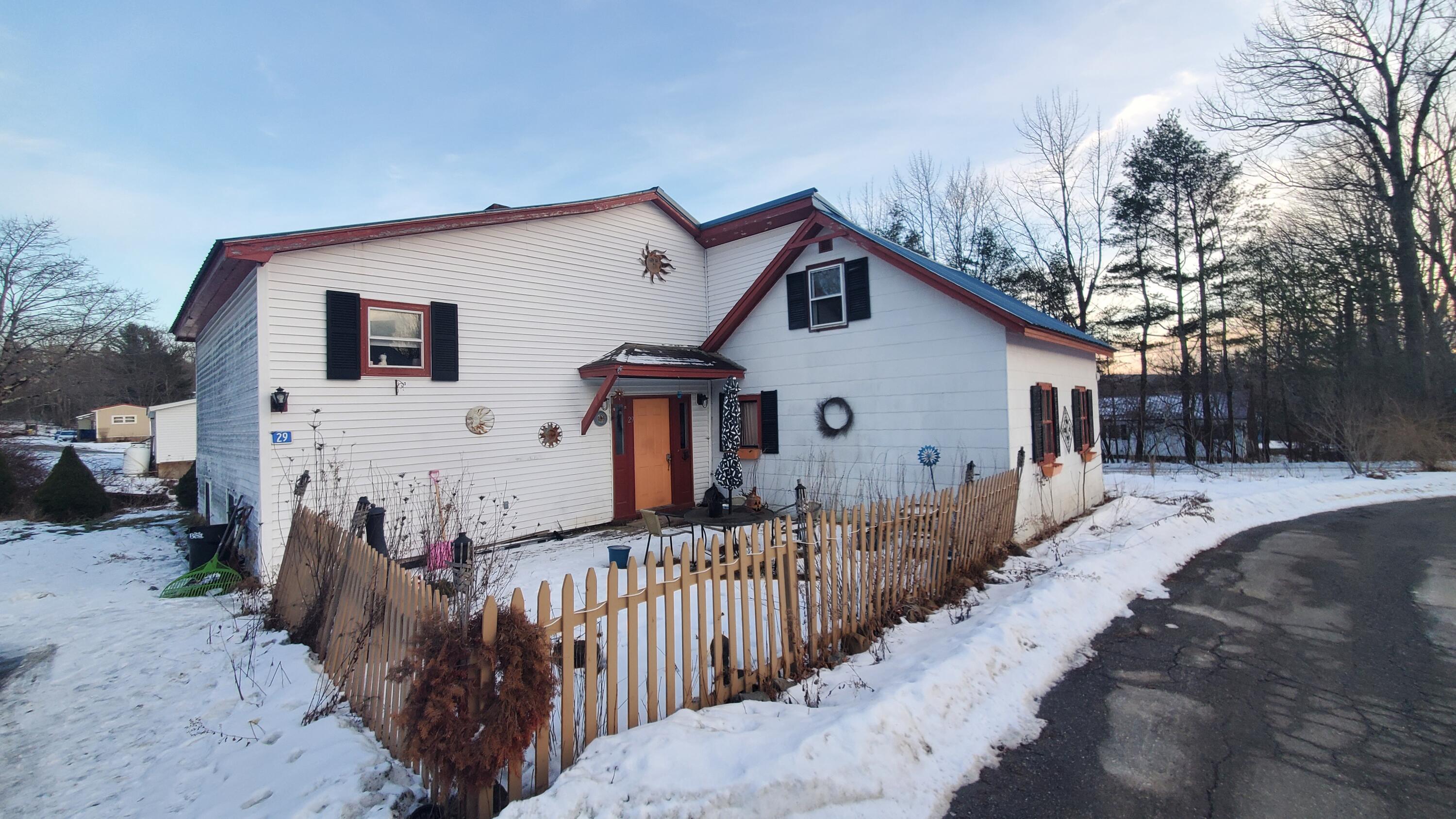 29 Oak Street Bucksport ME 04496