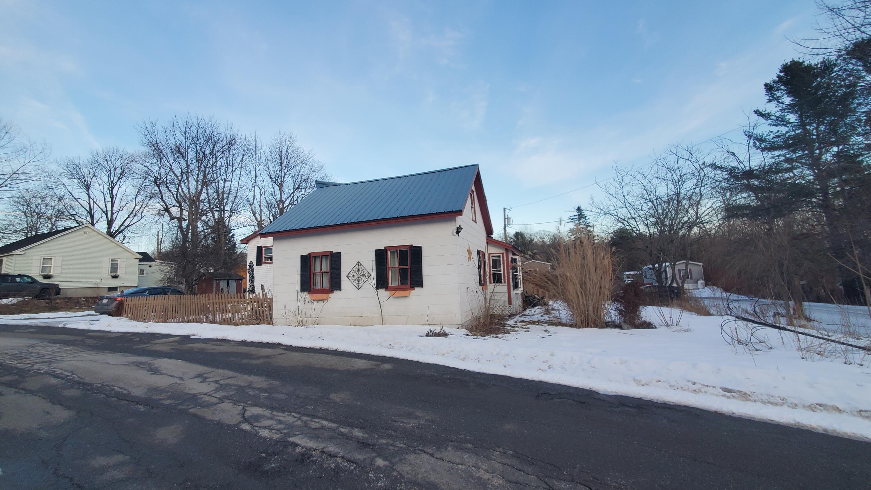 29 Oak Street Bucksport ME 04496