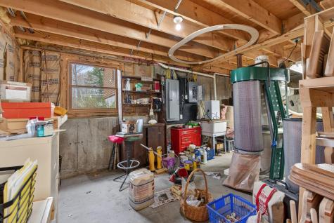 276 Middle Road Dresden ME 04342