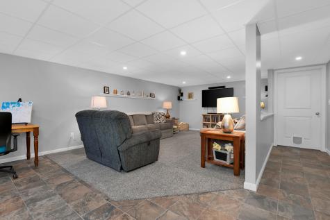 34 Chestnut Heights Road Gray ME 04039