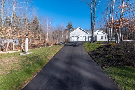 34 Chestnut Heights Road Gray ME 04039