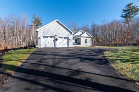 34 Chestnut Heights Road Gray ME 04039