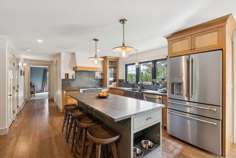 1 Ledge Road Cumberland ME 04110