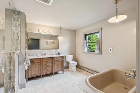 1 Ledge Road Cumberland ME 04110