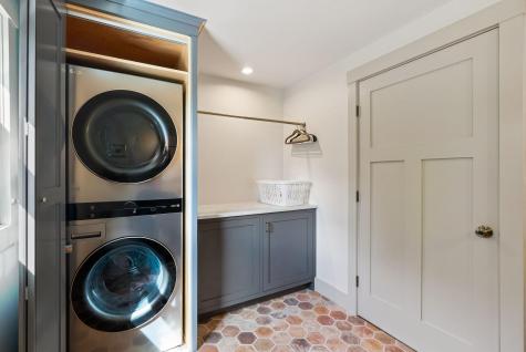 1 Ledge Road Cumberland ME 04110