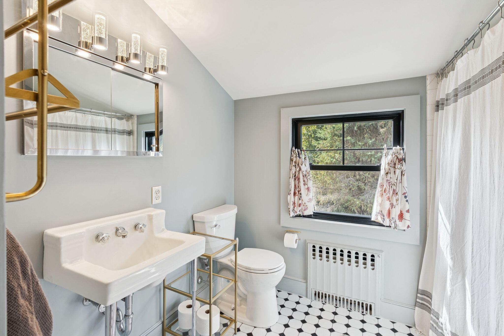 1 Ledge Road Cumberland ME 04110