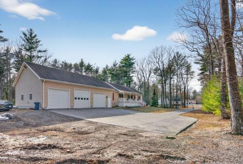 10 Wildberry Lane Saco ME 04072