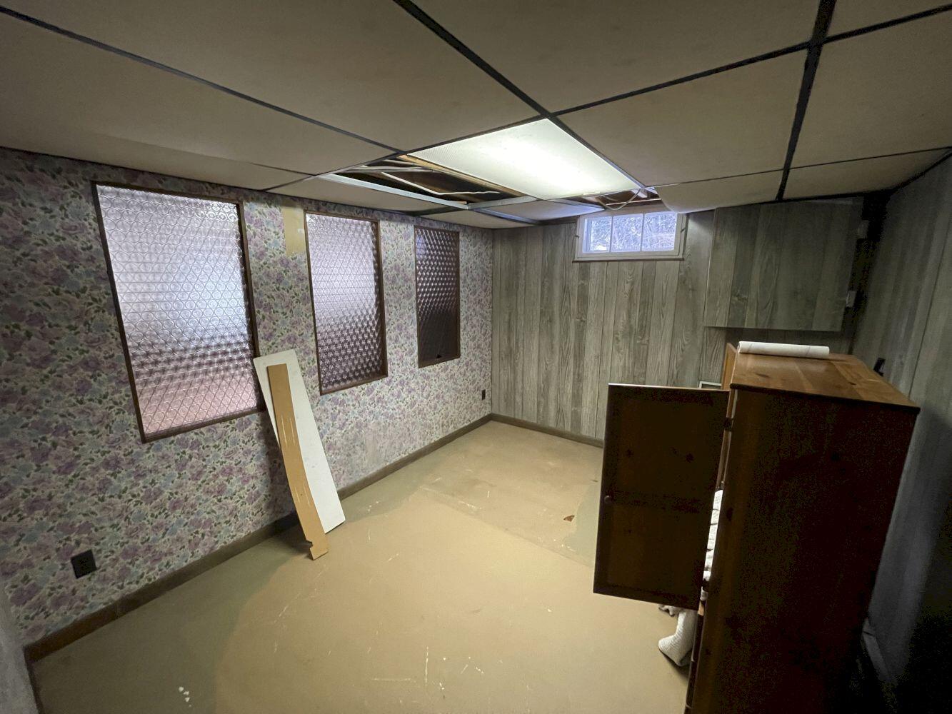 60 Rolling Ridge Jay ME 04239