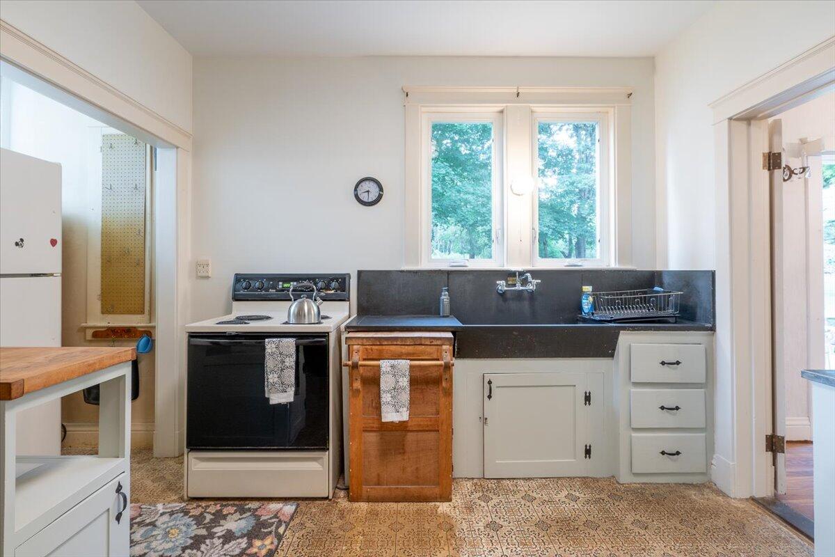 144 Talbot Avenue Rockland ME 04841