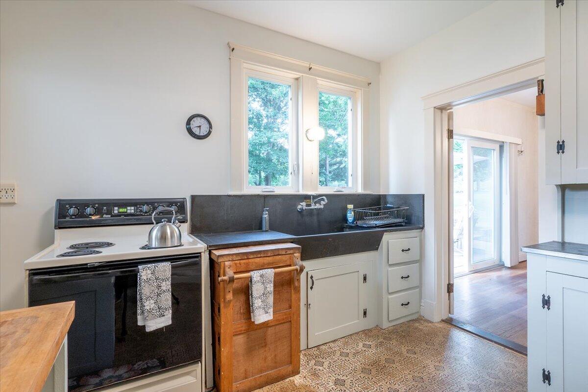 144 Talbot Avenue Rockland ME 04841