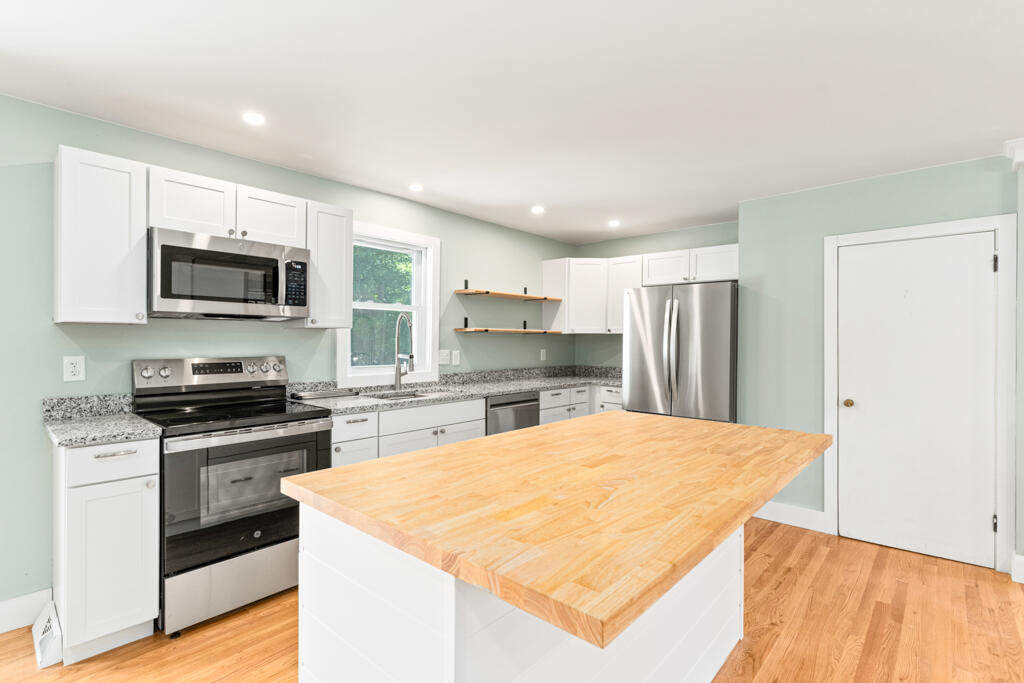 22 Gray Park Gray ME 04039