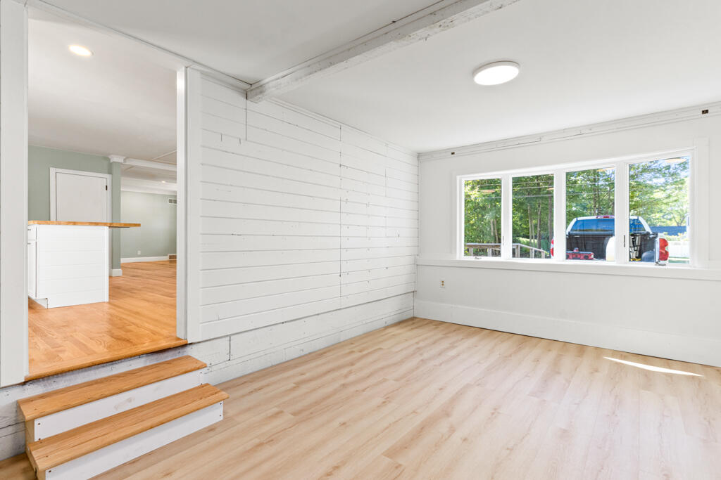 22 Gray Park Gray ME 04039