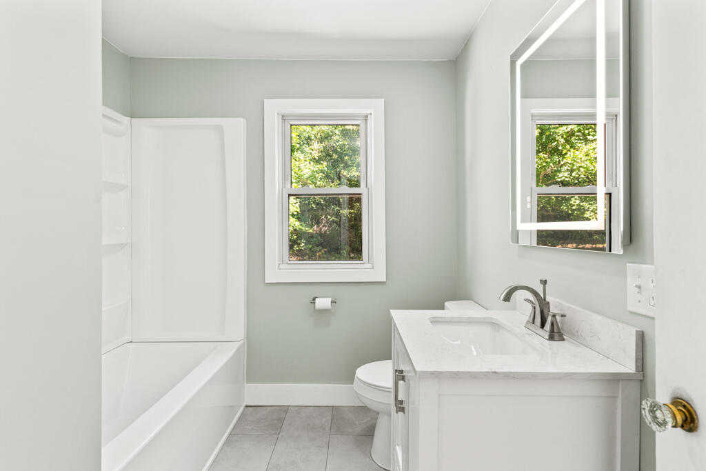 22 Gray Park Gray ME 04039