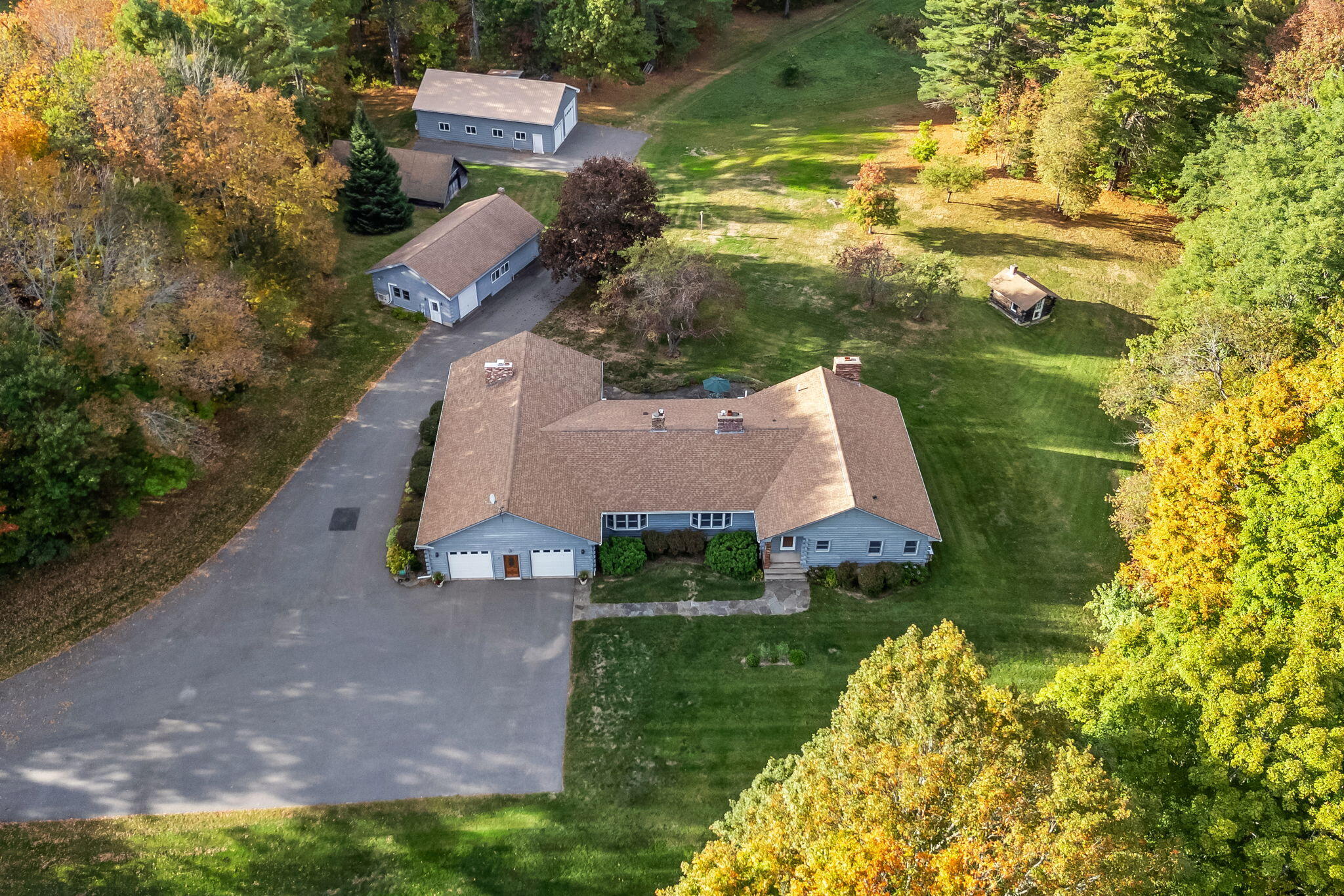 2416 Kennebec Road Newburgh ME 04444