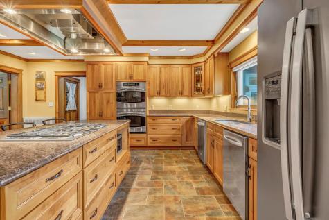 2416 Kennebec Road Newburgh ME 04444