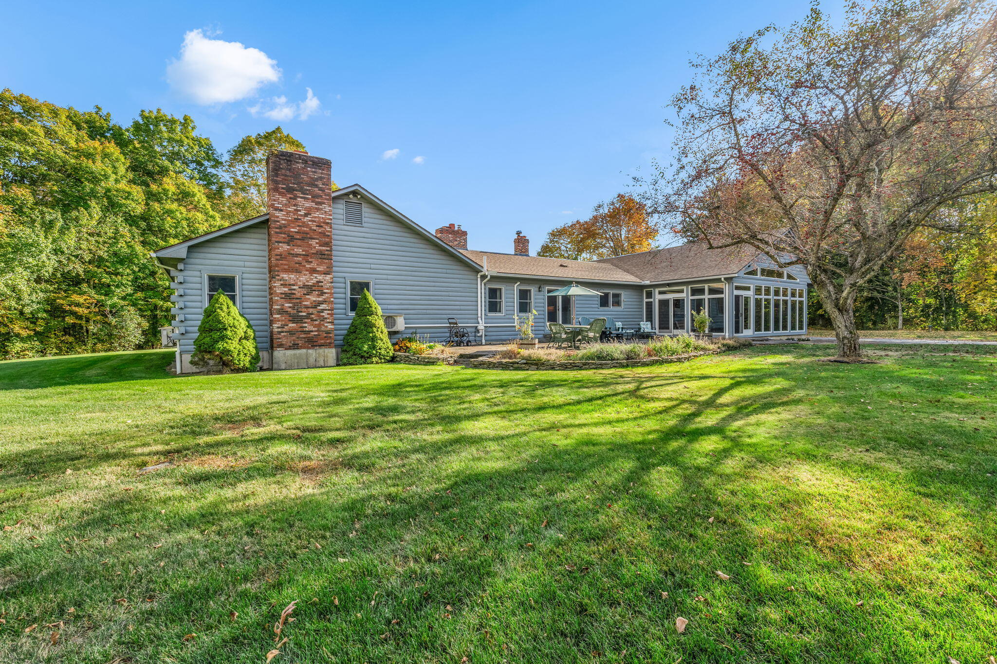 2416 Kennebec Road Newburgh ME 04444