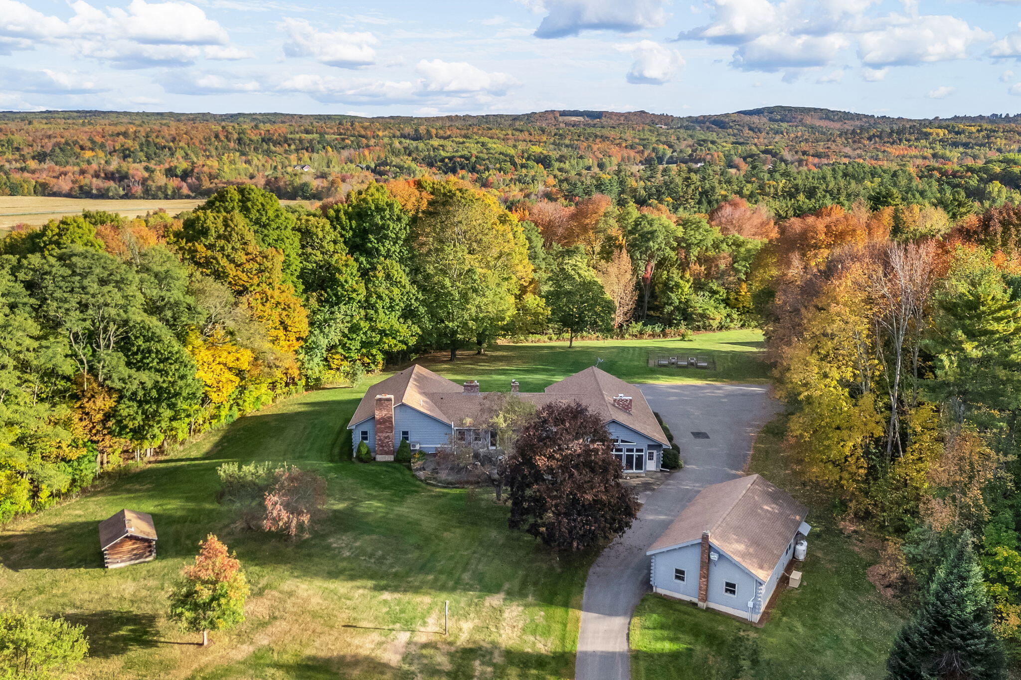 2416 Kennebec Road Newburgh ME 04444