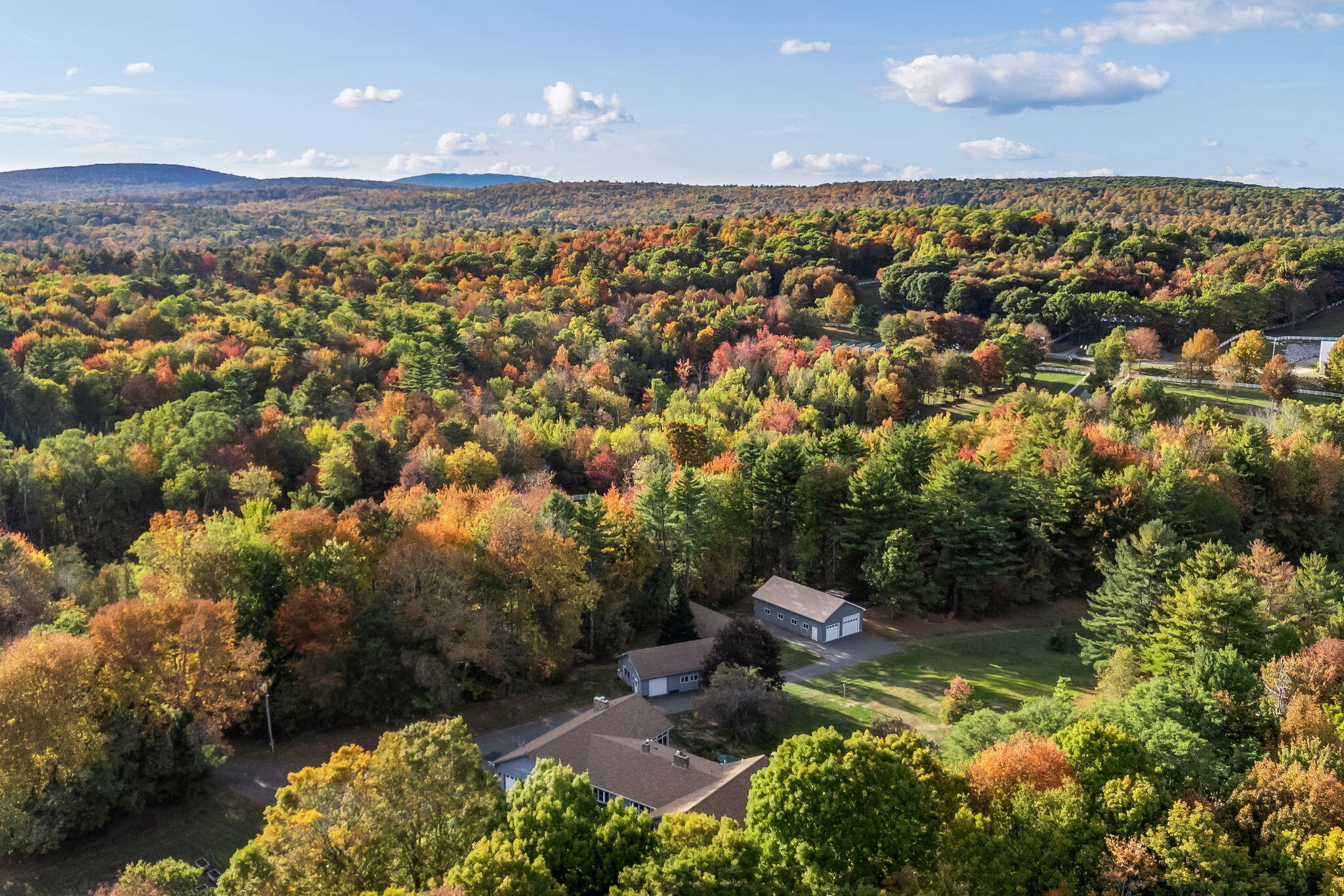 2416 Kennebec Road Newburgh ME 04444