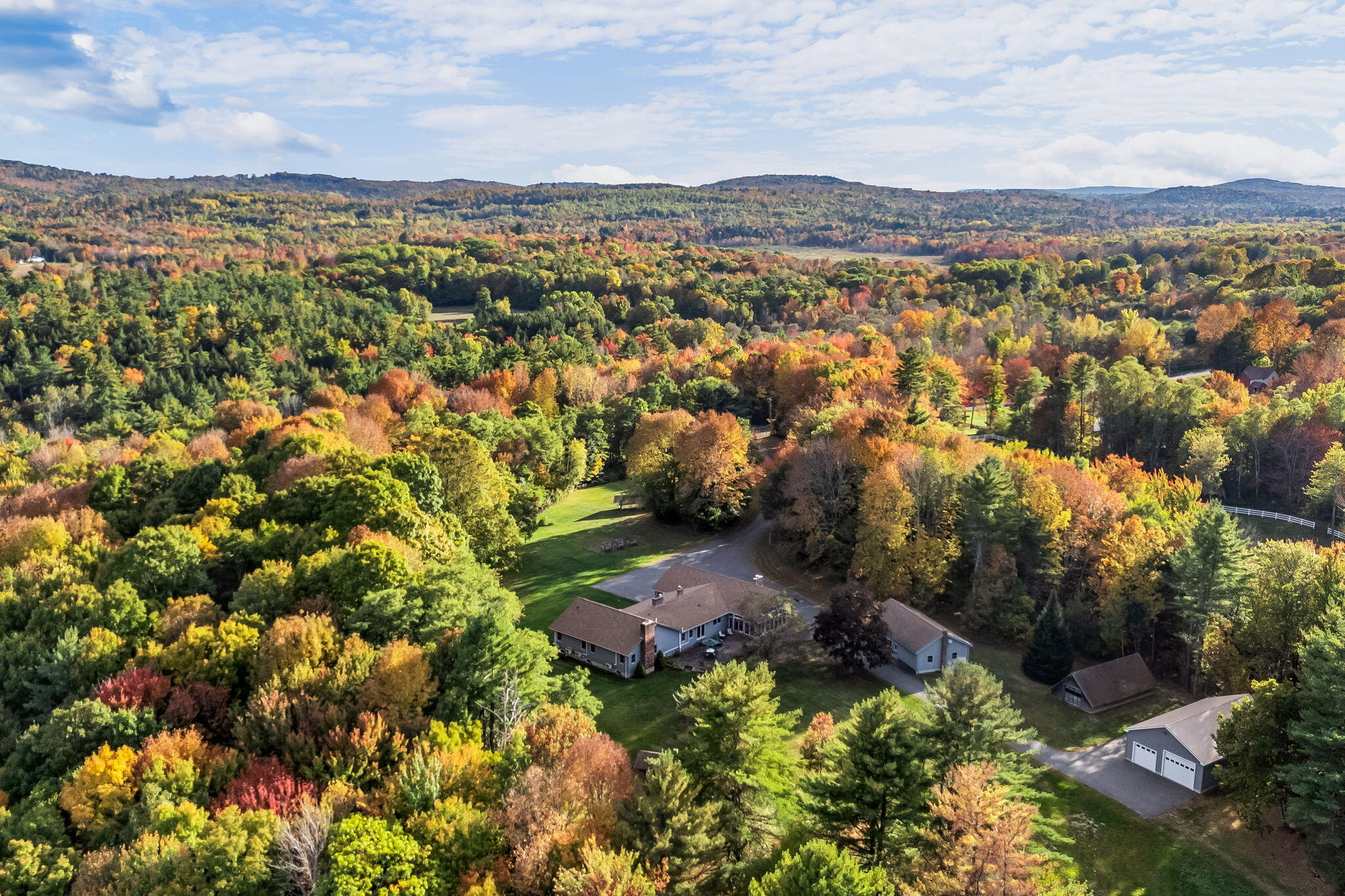 2416 Kennebec Road Newburgh ME 04444