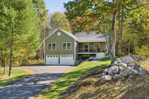 10 Arlington Court Gray ME 04039