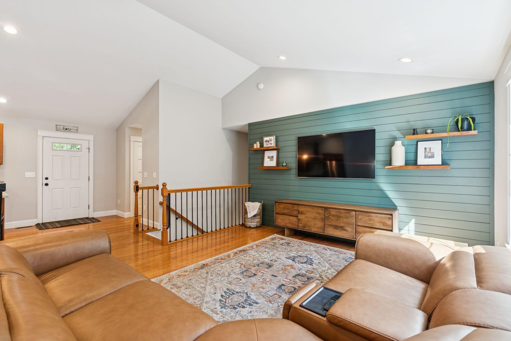 10 Arlington Court Gray ME 04039