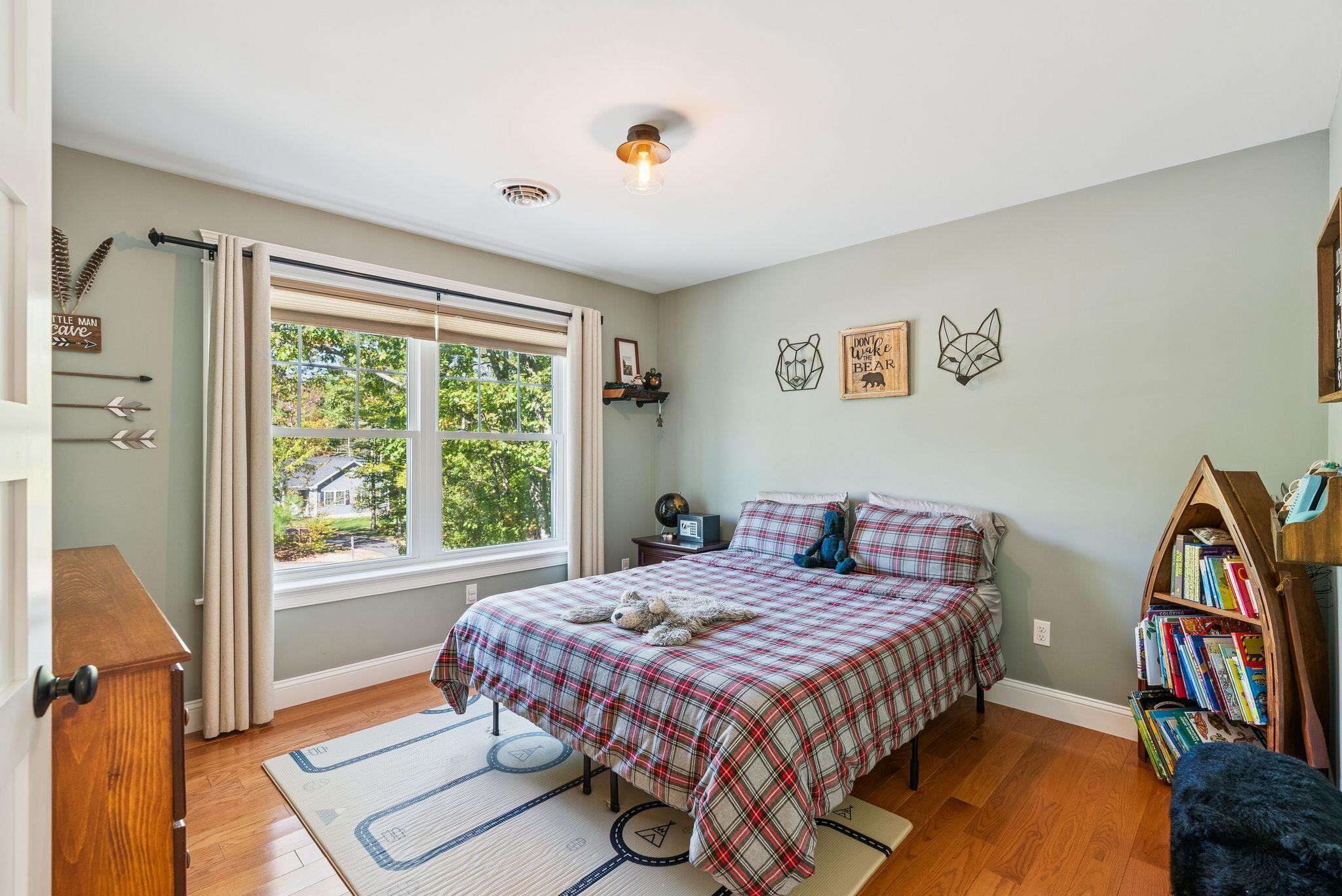 10 Arlington Court Gray ME 04039