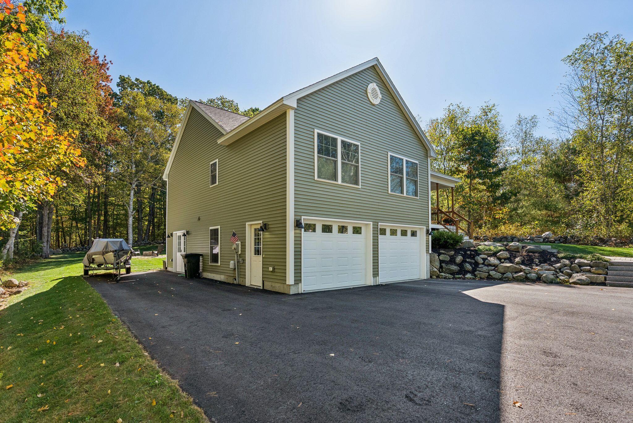 10 Arlington Court Gray ME 04039