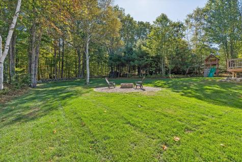 10 Arlington Court Gray ME 04039