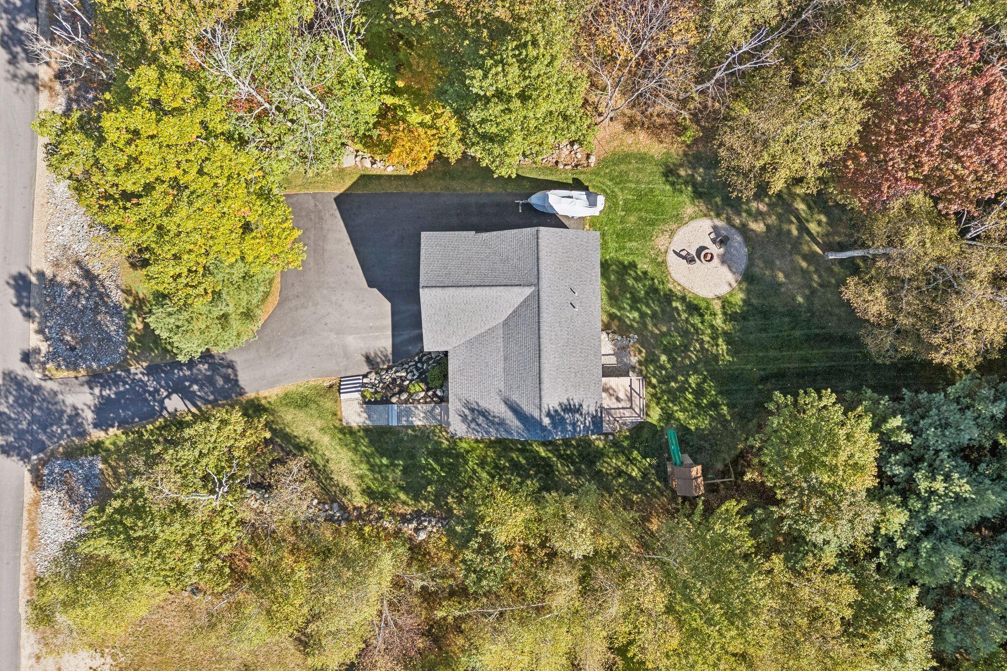 10 Arlington Court Gray ME 04039