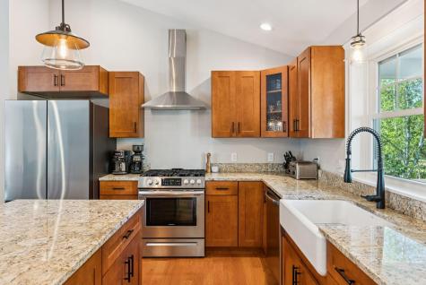 10 Arlington Court Gray ME 04039