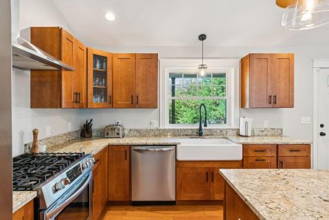 10 Arlington Court Gray ME 04039