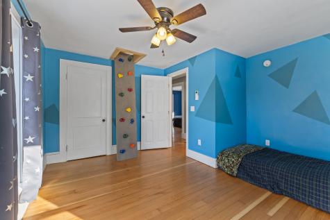 25 Hillside Avenue Old Town ME 04468