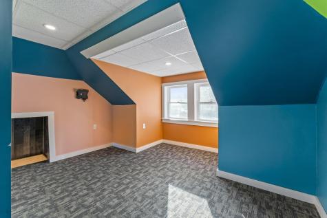 25 Hillside Avenue Old Town ME 04468