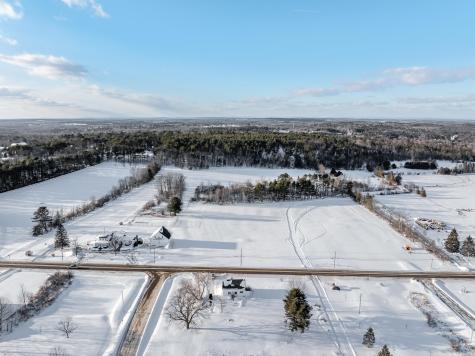 139 Billings Road Hermon ME 04401