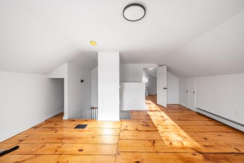 139 Billings Road Hermon ME 04401