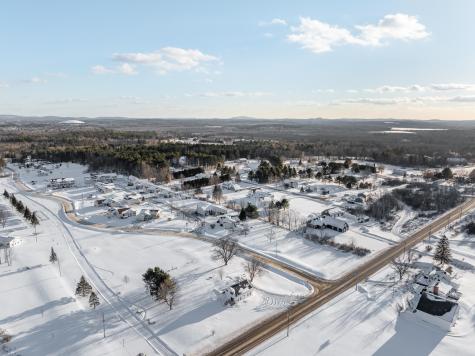 139 Billings Road Hermon ME 04401