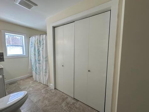 25 Yarmouth Road Gray ME 04039