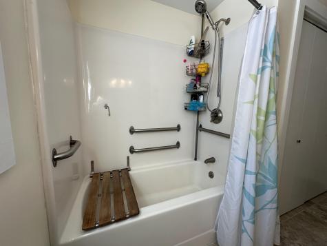 25 Yarmouth Road Gray ME 04039